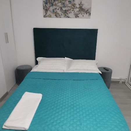 Zenlux Hotell Iasi Eksteriør bilde