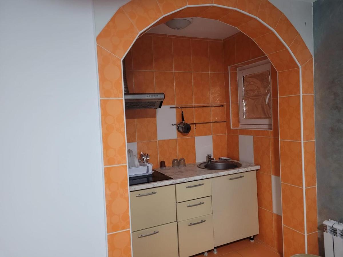 Zenlux Hotell Iasi Eksteriør bilde